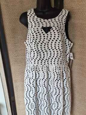 Sleeveless White Eyelet Midi Dress with Front Keyhole